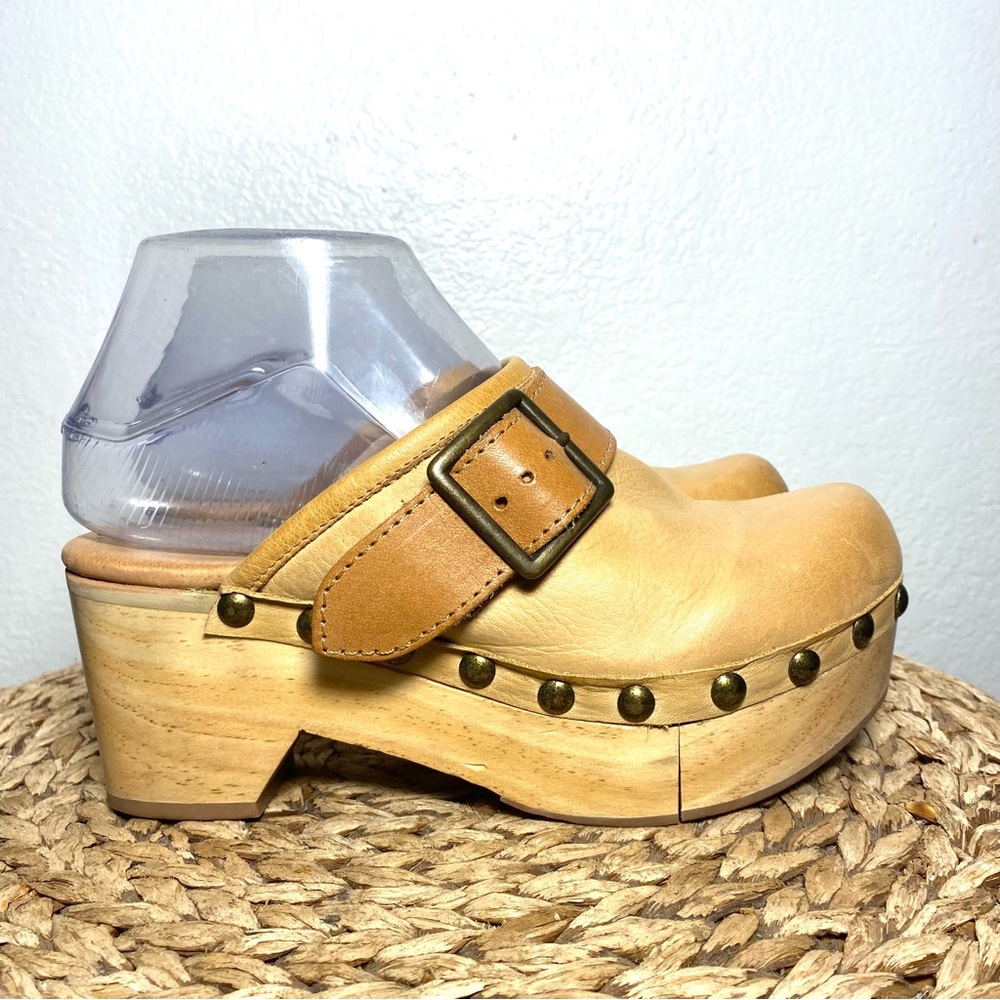 Free people Culver City clogs camel tan leather